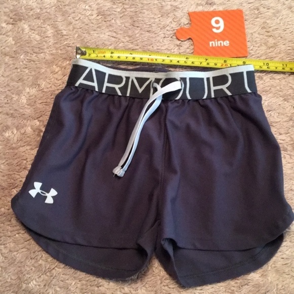 UNDER ARMOUR Dri Fit Shorts - sz YXS - Picture 3 of 5